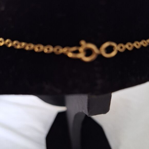 Avon Vintage Women's Necklace Baroness Maltese Cross Gold Tone Faux Jade - Picture 6 of 11